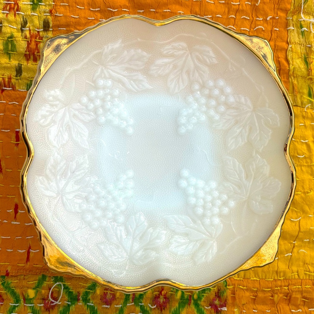 Vintage Gold Edge Embossed Milk Glass Dish Male Leaf